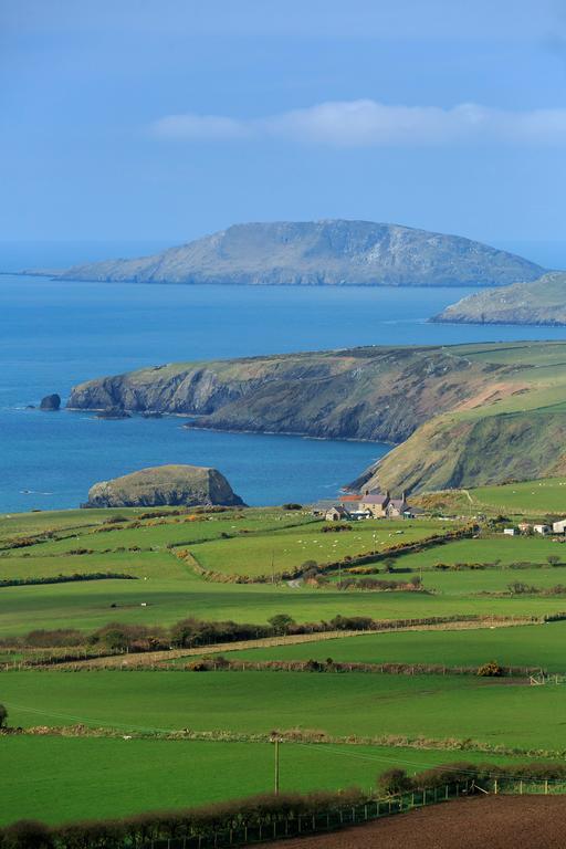Вилла Rhiw 2 Bryn Tirion Экстерьер фото
